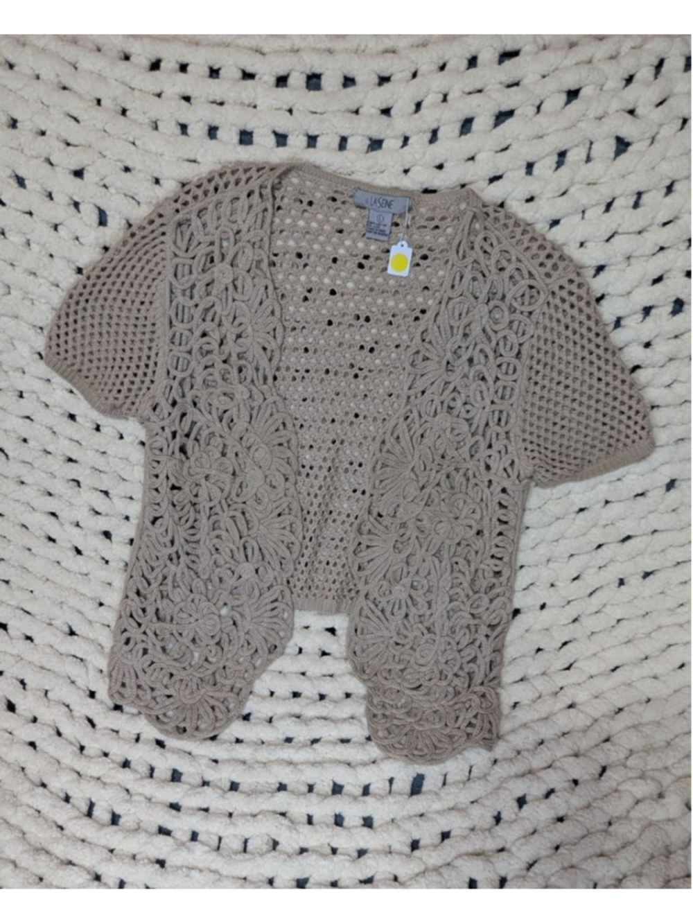 La Seine Beige Crochet Open Front Short Sleeve Shrug Cardigan Women's Large